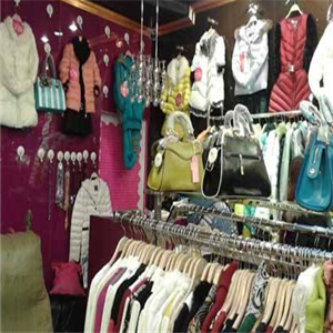 意外金喜 鞋帽零售新風尚，加盟合作創共贏